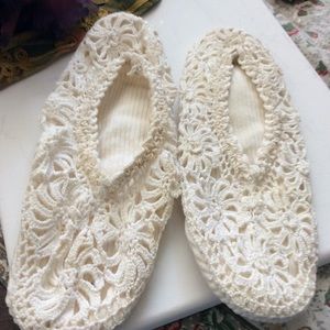Lace Be Slippers, Cream